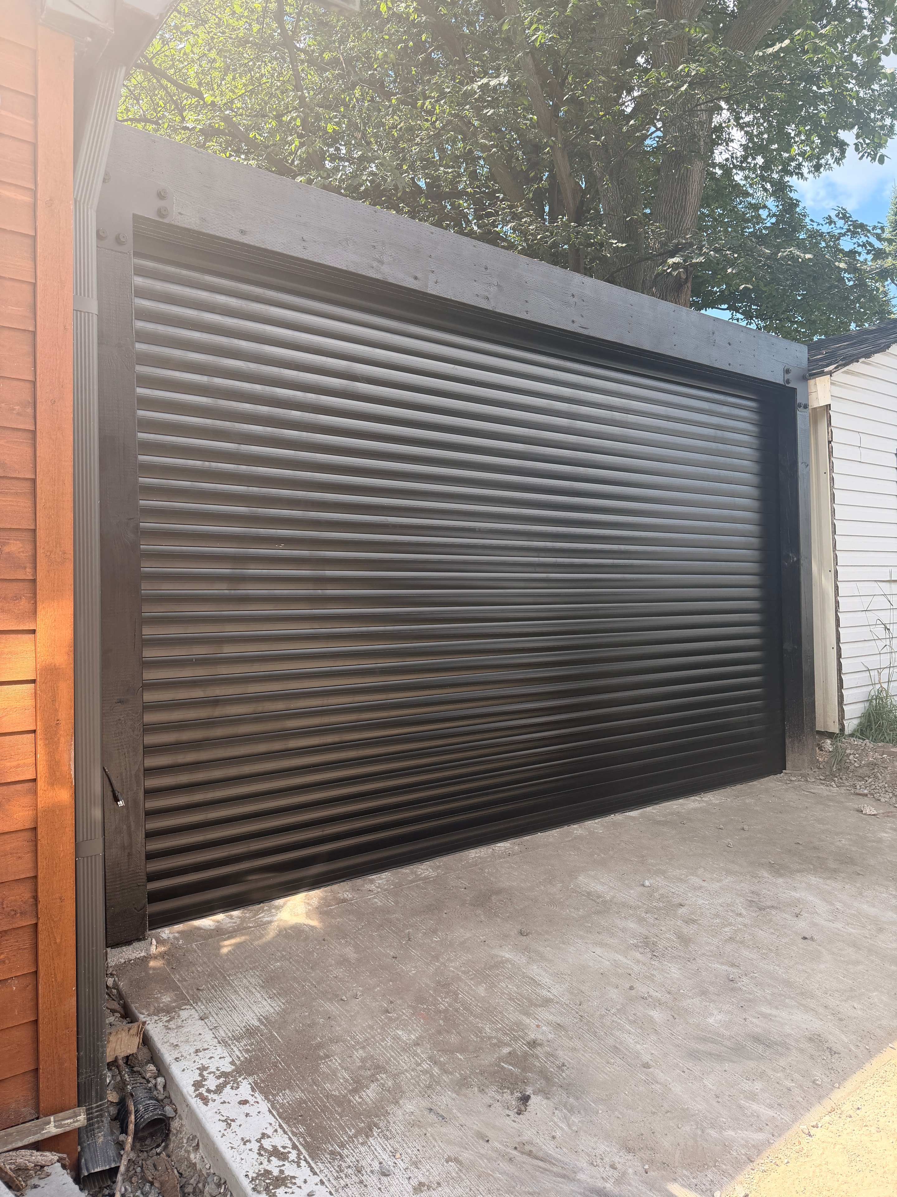 Roll-Up Gate